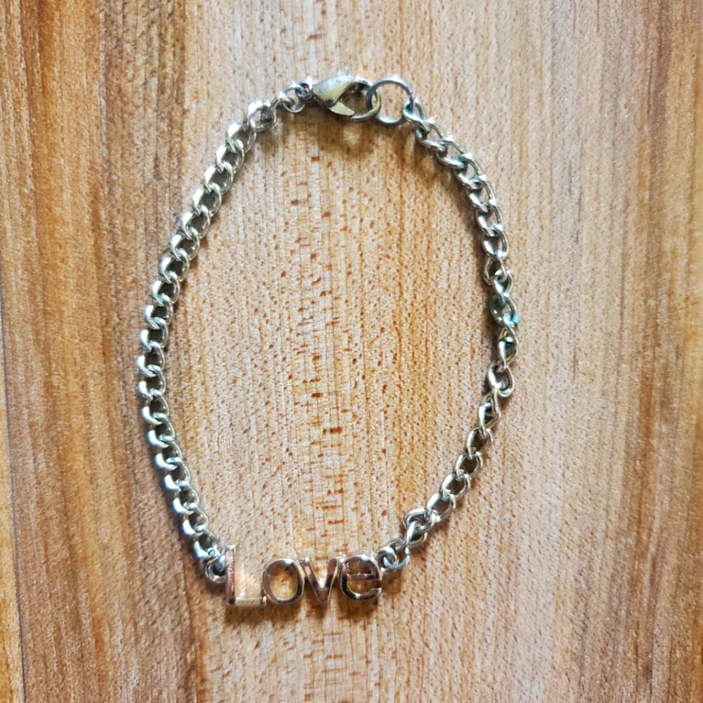 Gold Love Chain Bracelet